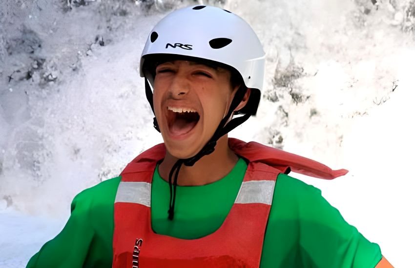 Caminata en el Río del Mercurion