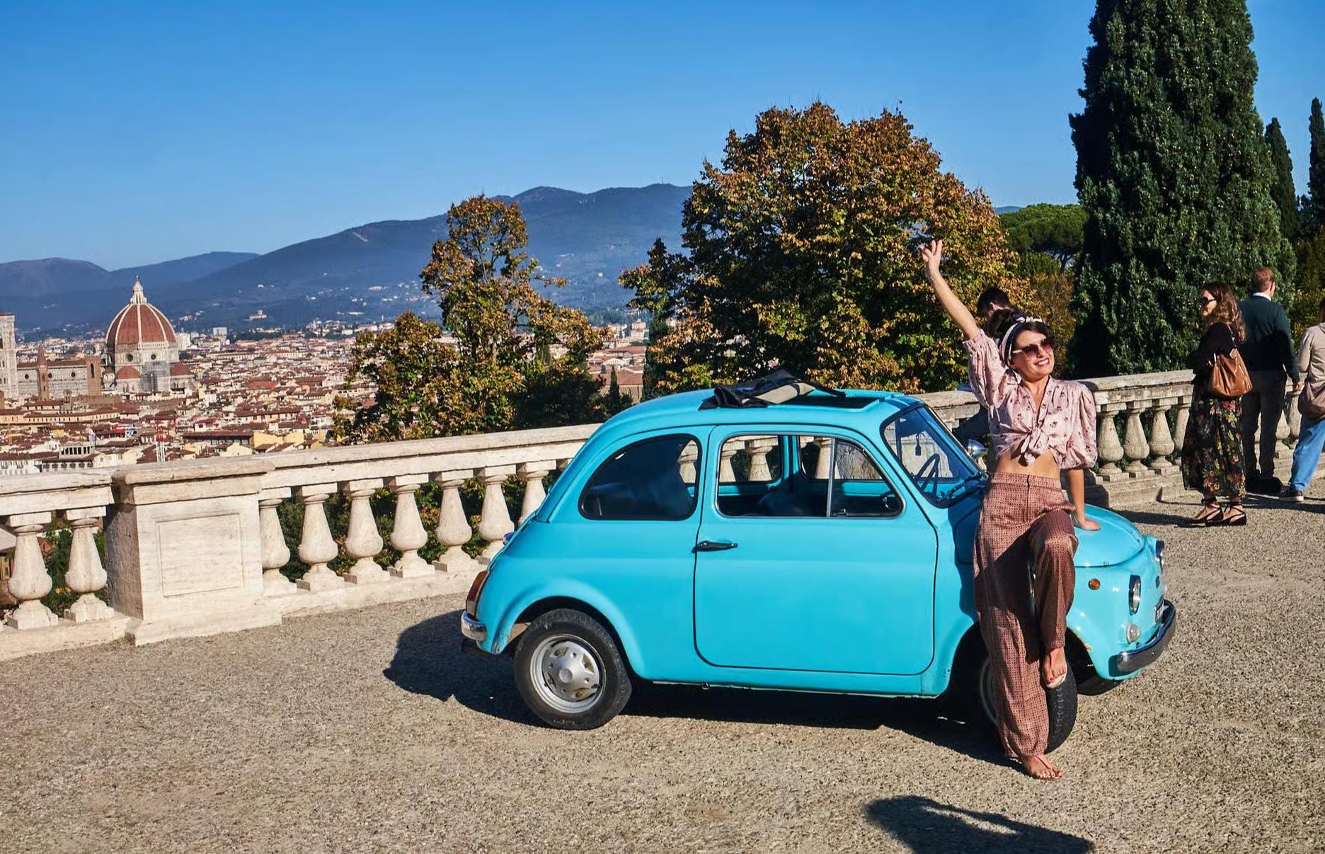 Florence: Private Vintage FIAT 500 Ride in the Tuscan Hills with Tasting