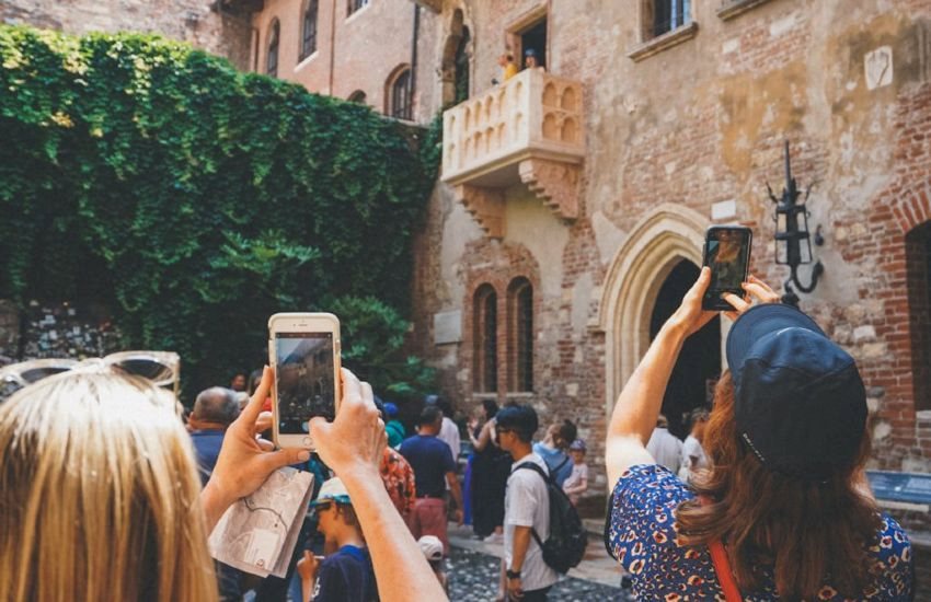 Recorrido a pie por los aspectos destacados de Verona