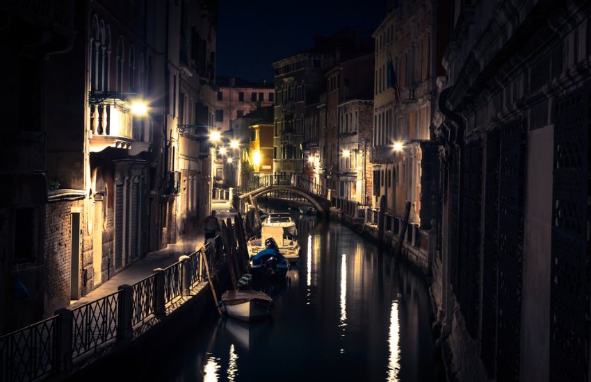Gondola serenade on the Grand Canal with mask